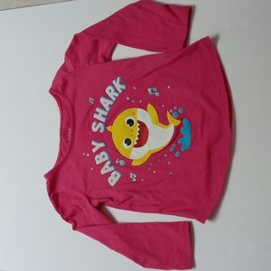 Jumping Beans 2T pink baby shark long sleeved graffic tee